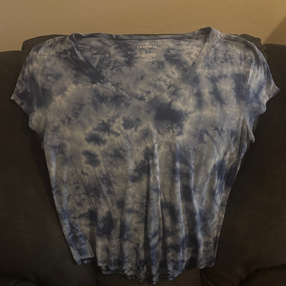 Faded Glory Blue Tie-Dye V-Neck Tee